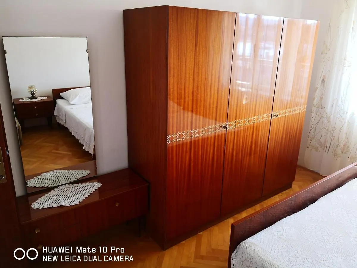 Apartments Blaz Seget Vranjica